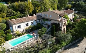Les Petites Terrasses